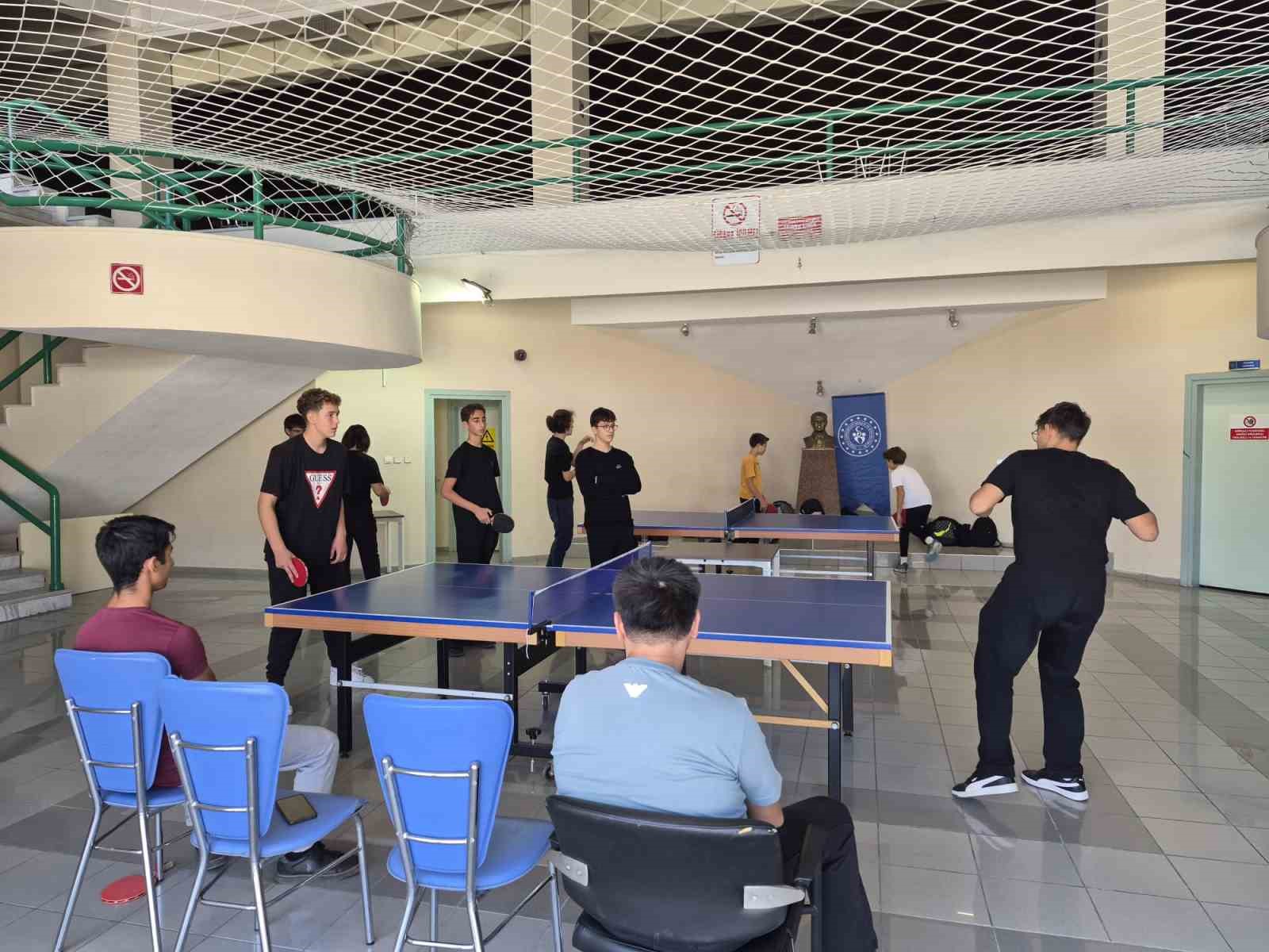 BALIKESİR’DE CUMHURİYET BAYRAMI SPOR ETKİNLİKLERİ BAŞLADI
