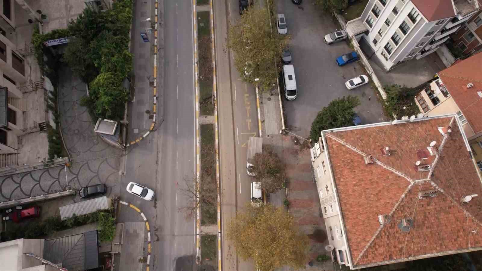 EYÜPSULTAN’DA AĞAÇLARIN KESİLDİĞİ İDDİA EDİLEN TRAMVAY GÜZERGAHI HAVADAN GÖRÜNTÜLENDİ