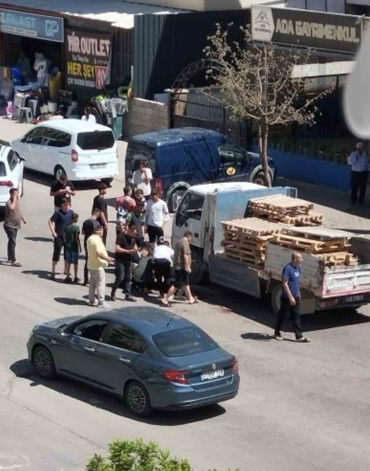 KUZENİNİ BIÇAKLAYARAK ÖLDÜREN SANIĞIN YARGILANMASINA DEVAM EDİLDİ