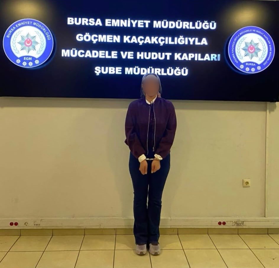 KENDİSİNİ AVUKAT OLARAK TANITTI, YAKAYI ELE VERİP SINIR DIŞI EDİLDİ