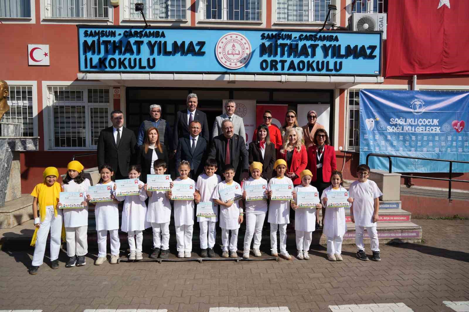 "SAĞLIKLI ÇOCUK, SAĞLIKLI GELECEK PROGRAMI": ÖĞRENCİLER SAĞLIK ELÇİSİ OLDU