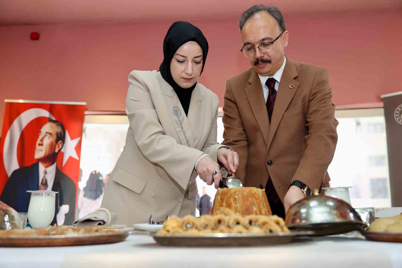 "SABAT SİİRT MUTFAĞI" TÖRENLE HİZMETE AÇILDI