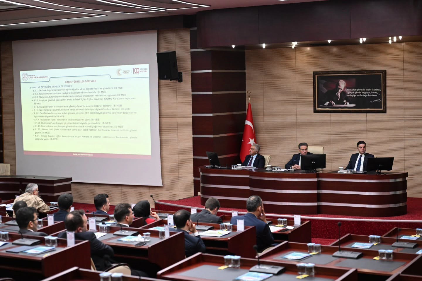 ERZURUM’DA OKUL GÜVENLİĞİ MASAYA YATIRILDI