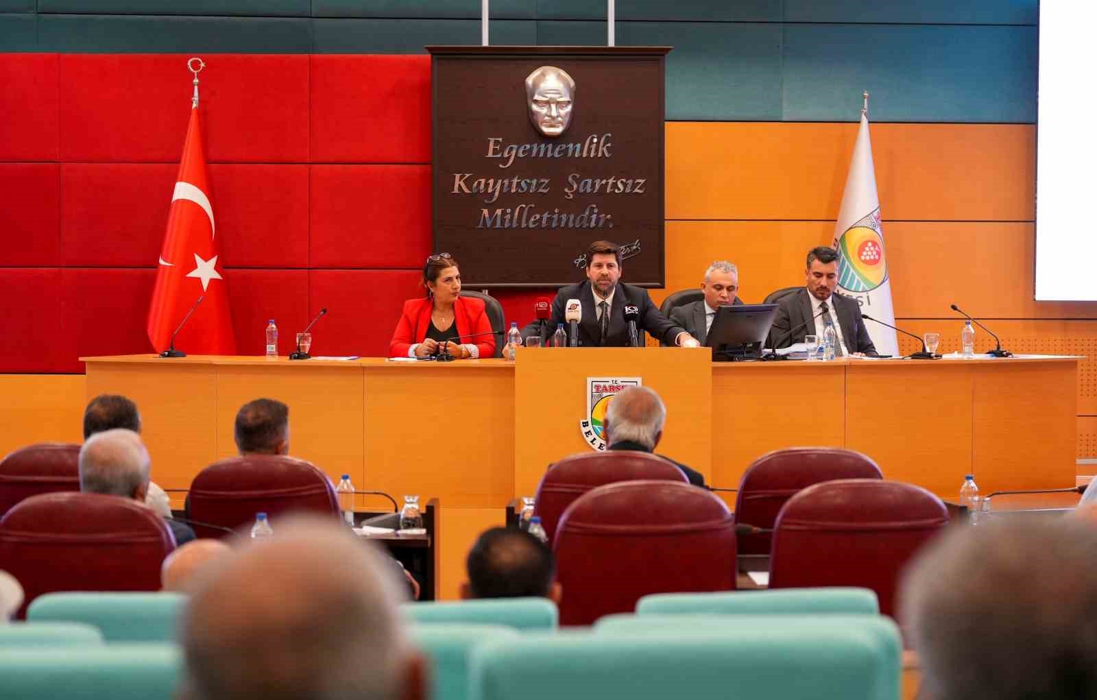 TARSUS BELEDİYESİNİN 2027 BÜTÇESİ OY BİRLİĞİYLE KABUL EDİLDİ