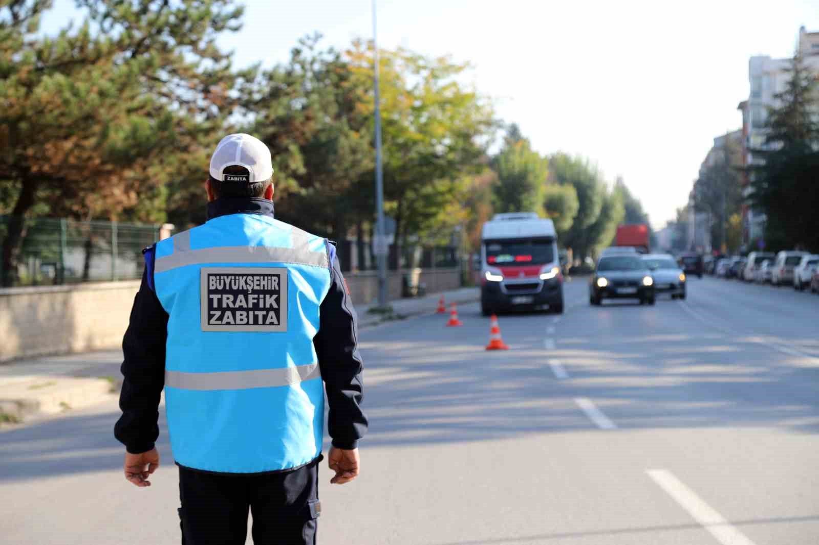 ESKİŞEHİR’DE MİNİBÜSLERE ORTAK DENETİM