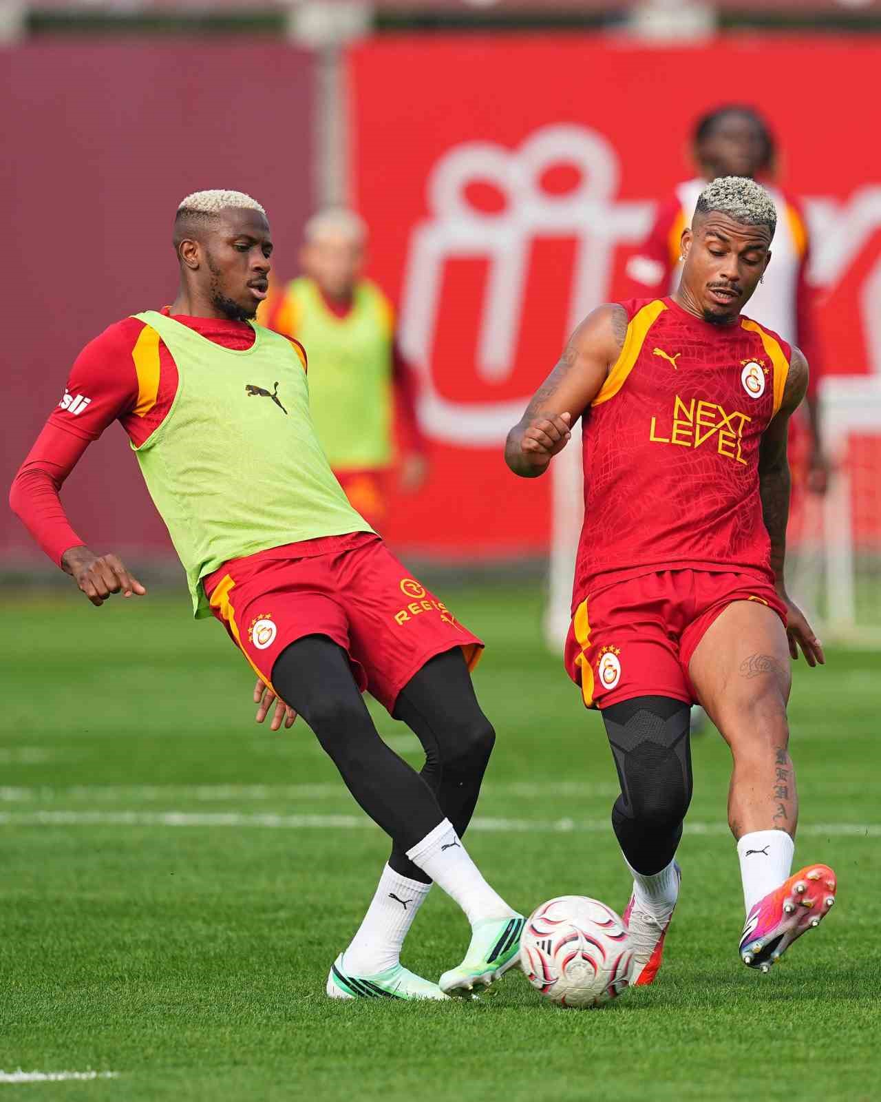 GALATASARAY, FENERBAHÇE DERBİSİ HAZIRLIKLARINA BAŞLADI