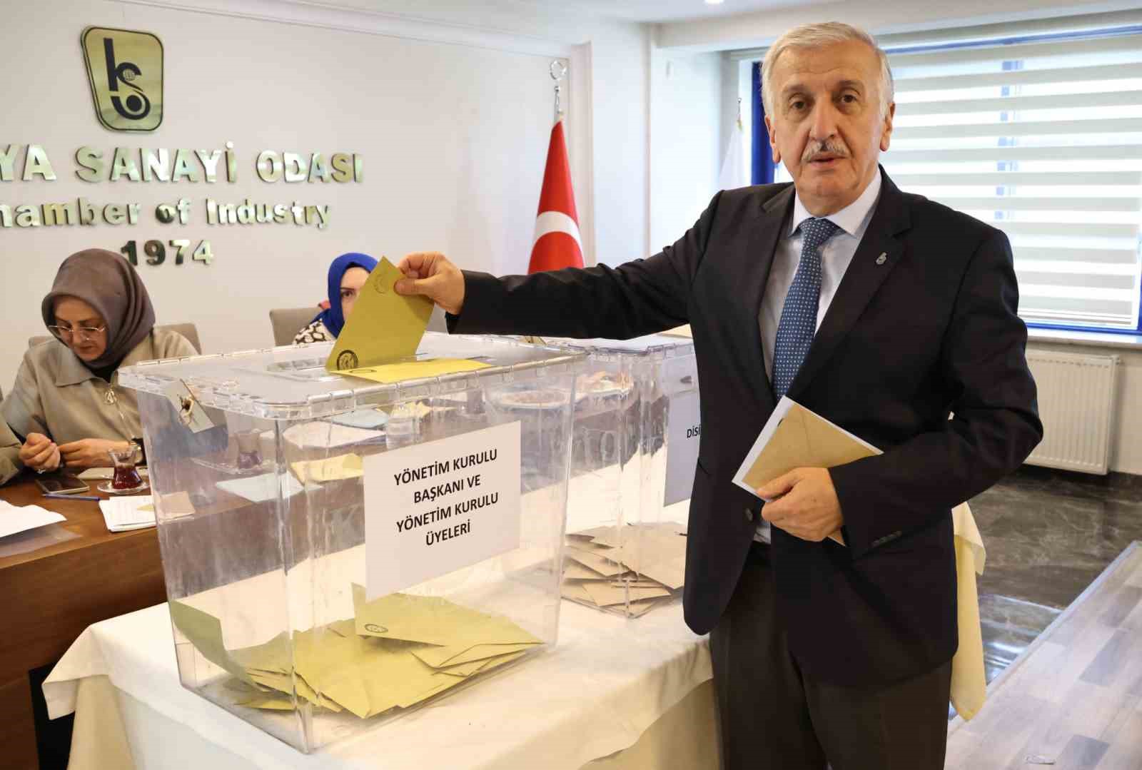 KSO BAŞKANI BÜYÜKEĞEN, GÜVEN TAZELEDİ