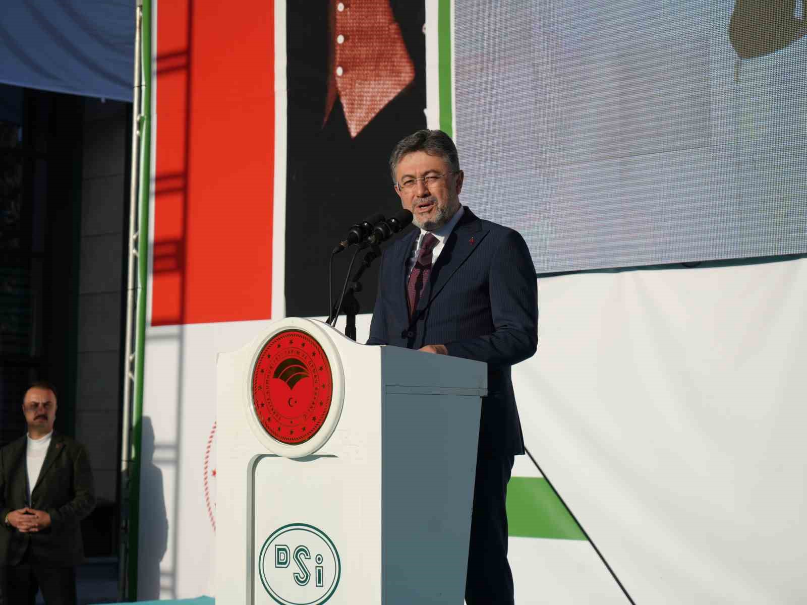 BAKAN YUMAKLI: "HEM ENERJİ ÜRETİMİ SAĞLAYACAK HEM TAŞKIN RİSKİNİ AZALTACAK ANDIRAZ BARAJI İÇİN YIL SONUNDA İHALEYE ÇIKACAĞIZ"