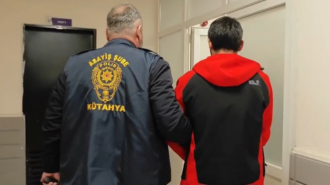 KÜTAHYA MERKEZLİ 5 İLDE YASA DIŞI BAHİS OPERASYONU: 76 GÖZALTI