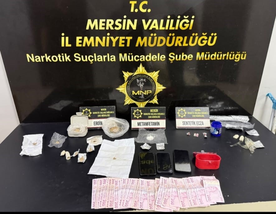 MERSİN’DE UYUŞTURUCU TACİRİ 5 ŞÜPHELİ YAKALANIP TUTUKLANDI