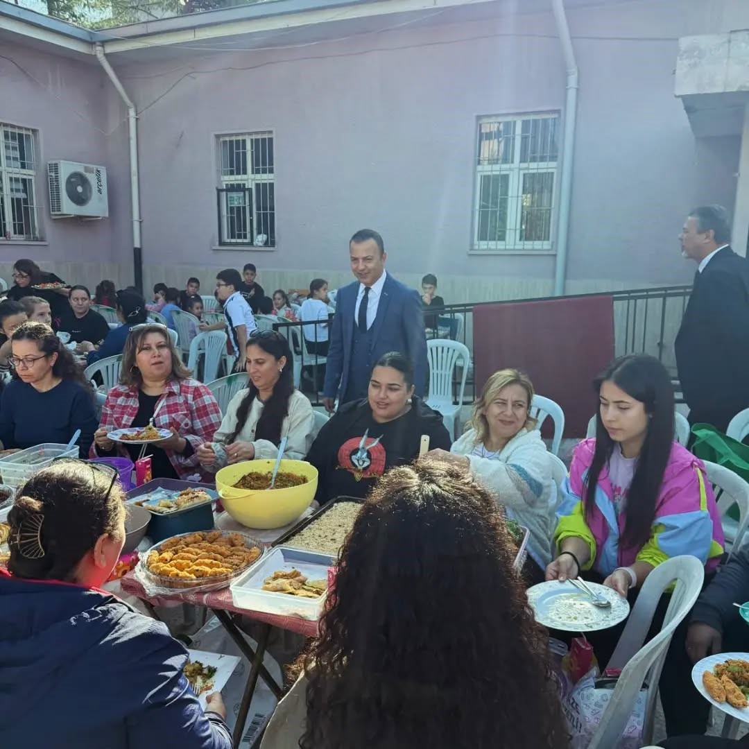YENİPAZAR’DA MİNİK ÖĞRENCİLER AYNI SOFRADA BULUŞTU