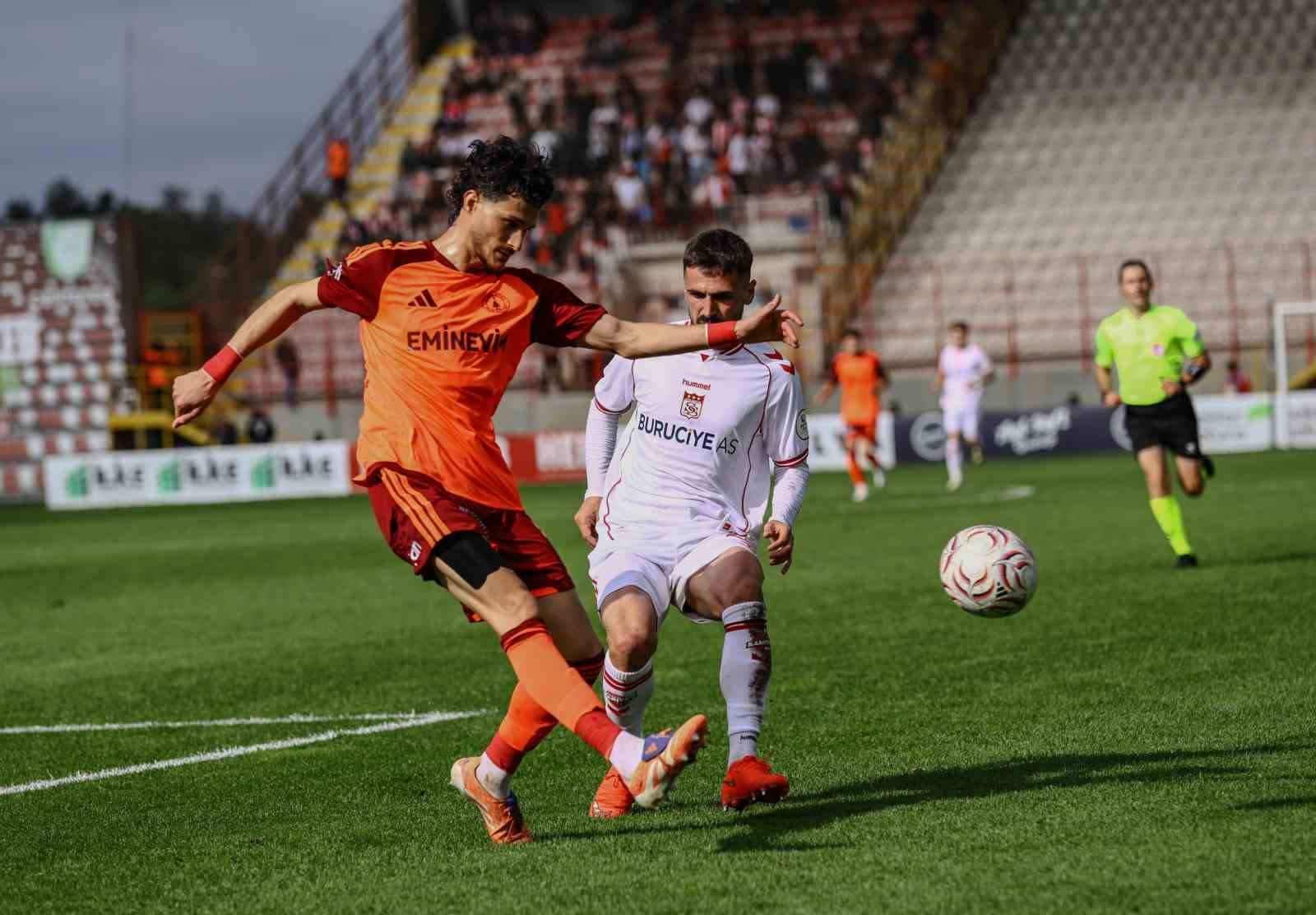 TRENDYOL 1. LİG: ÜMRANİYESPOR: 4 - SİVASSPOR: 0
