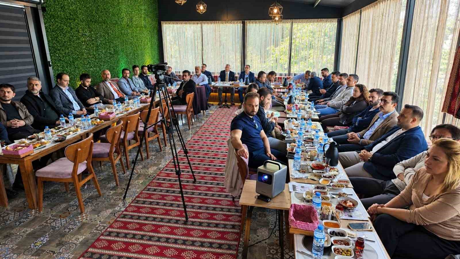 STSO BAŞKAN ADAYI EKEN: "BU MUSTAFA EKEN’İN DEĞİL, SİVAS’IN DAVASI"