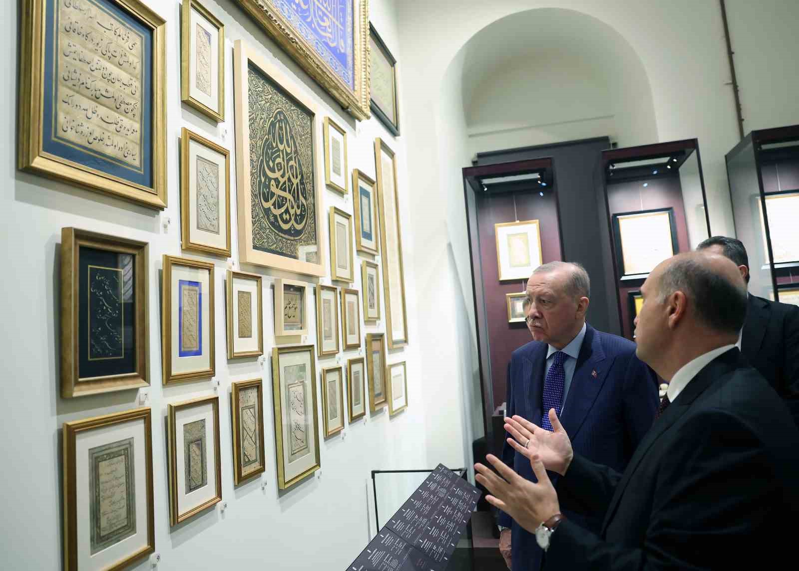 CUMHURBAŞKANI ERDOĞAN, DARPHANE-İ AMİRE MÜZELERİ’Nİ GEZDİ