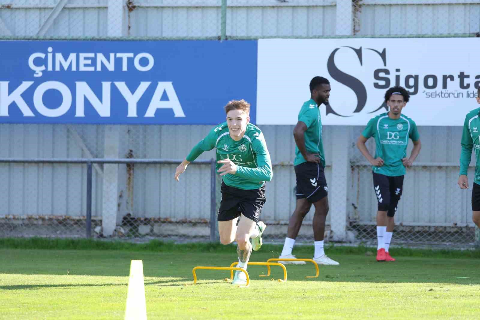 KONYASPOR, GENÇLERBİRLİĞİ MAÇI HAZIRLIKLARINI TAMAMLADI