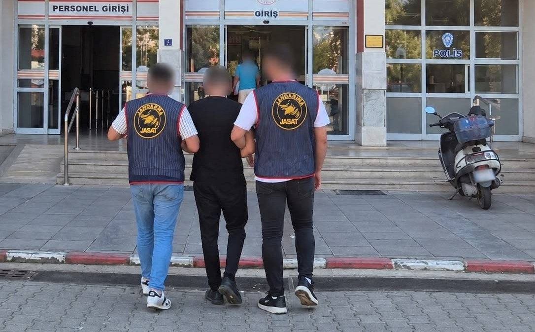 BOZDOĞAN’DA 21 YIL 2 AY HAPİS CEZASIYLA ARANAN HÜKÜMLÜ YAKALANDI