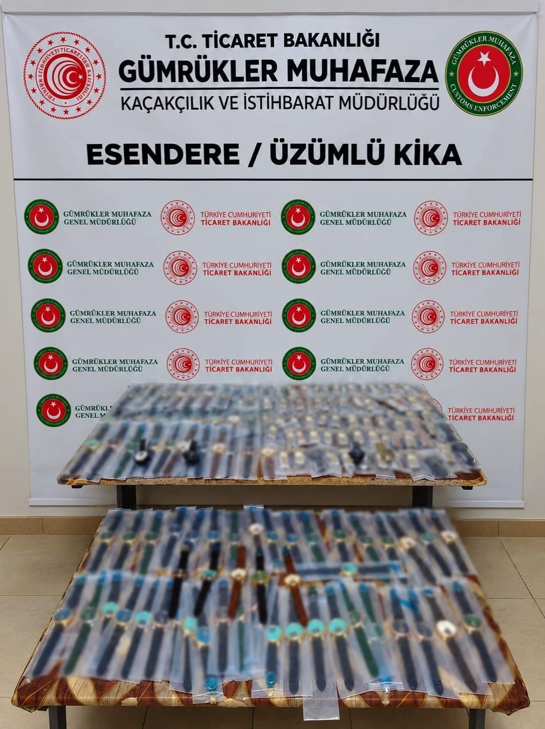 HAKKARİ’DE 1,5 MİLYON TL’LİK KAÇAK EŞYA ELE GEÇİRİLDİ