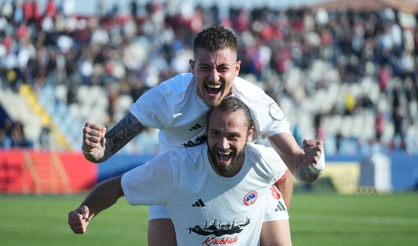 TFF 3. LİG: KIRIKKALE FK: 3 - AYOS OSMANİYESPOR: 1
