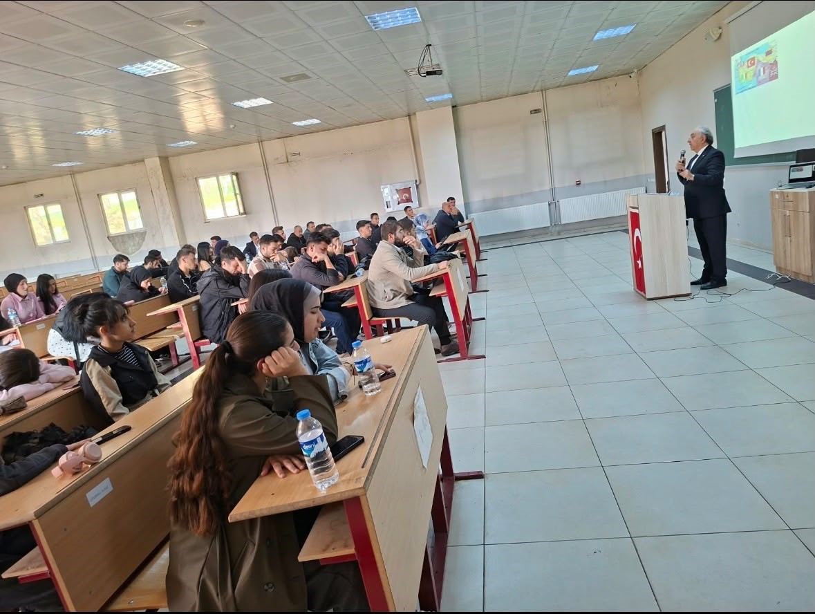 ER-VAK BAŞKANI GÜZEL’DEN PASİNLER’DE MİLLİ MÜCADELE VE CUMHURİYET KONFERANSI