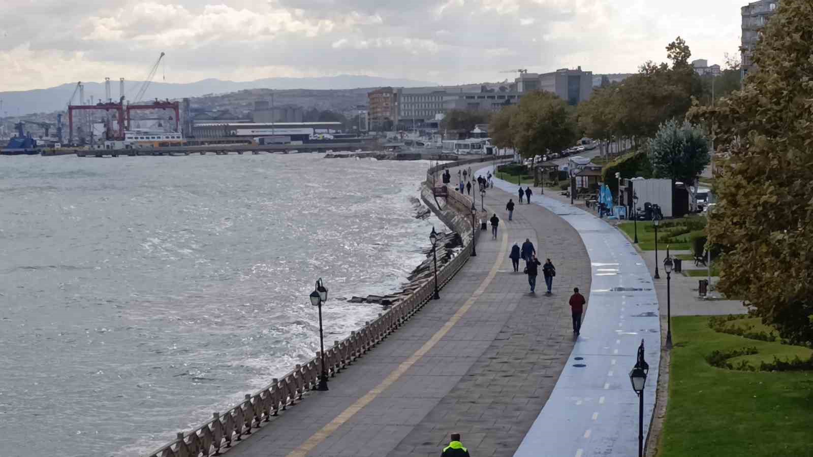 METEOROLOJİ’DEN TEKİRDAĞ VE ÇEVRE İLLERE KUVVETLİ YAĞIŞ UYARISI