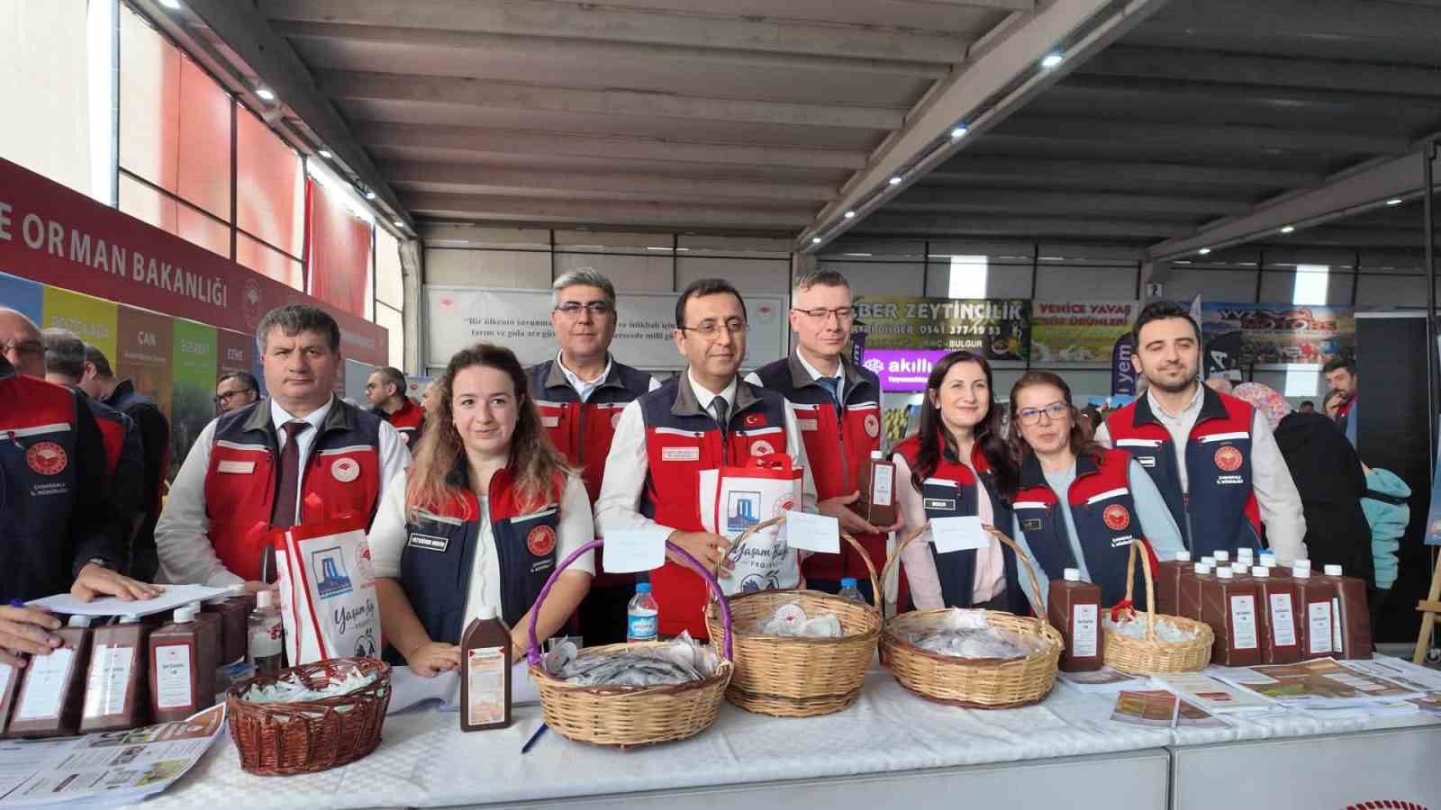 ÜRETİCİLERE BUZAĞILAR İÇİN 3 BİN ADET SAĞLIK SETİ DAĞITILACAK
