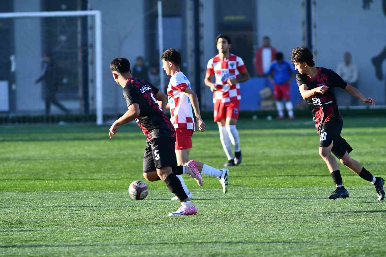 KAYSERİ U19 LİGİ: SUNGUR FK: 5-DEVELİSPOR: 0