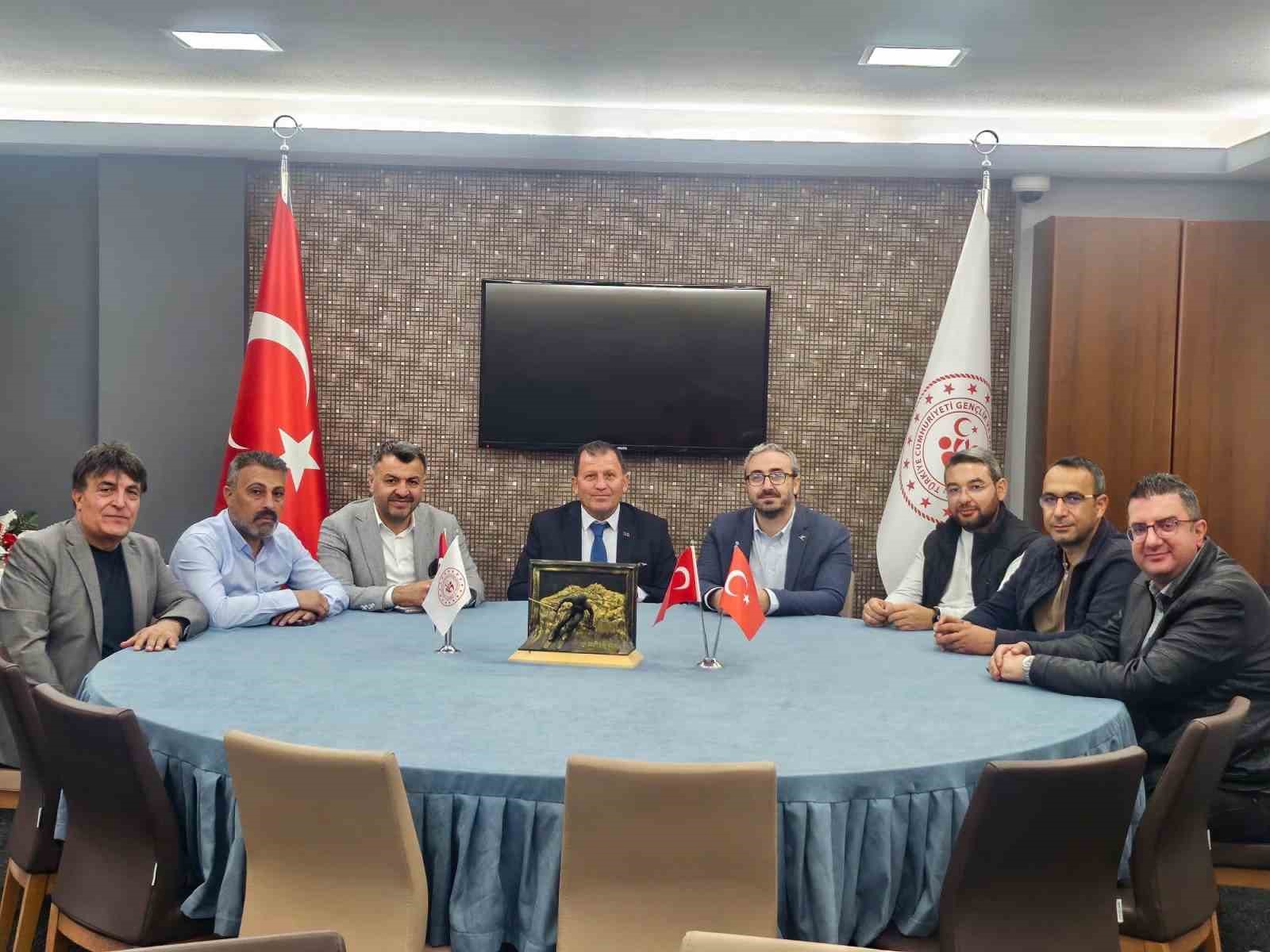 ERCİYES’TE YENİ SEZON İÇİN HAZIRLIKLAR MASAYA YATIRILDI
