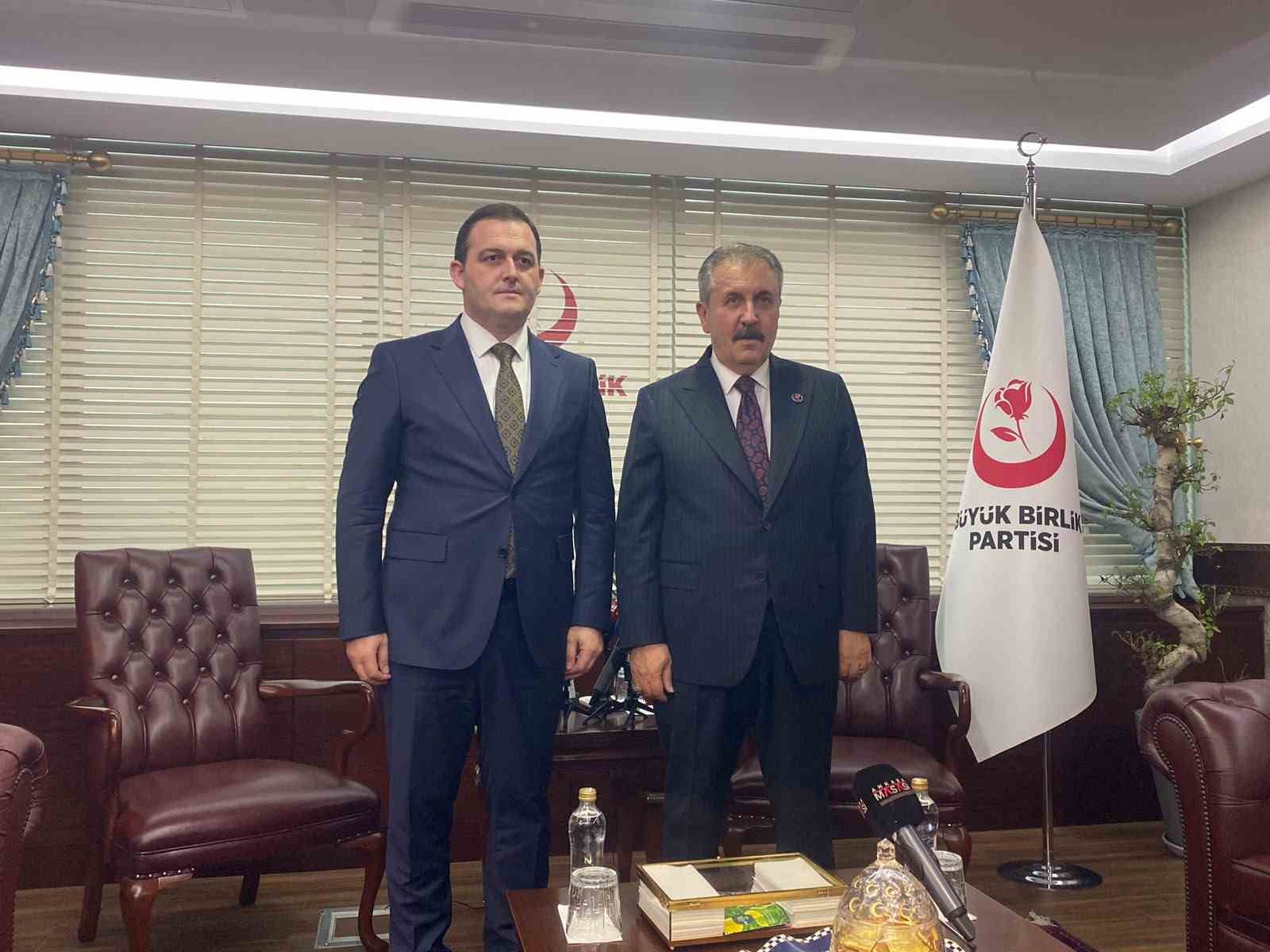 BBP GENEL BAŞKANI DESTİCİ: "BALKANLARDAKİ TÜRK VARLIĞI BİZİM İÇİN ÇOK KIYMETLİ"