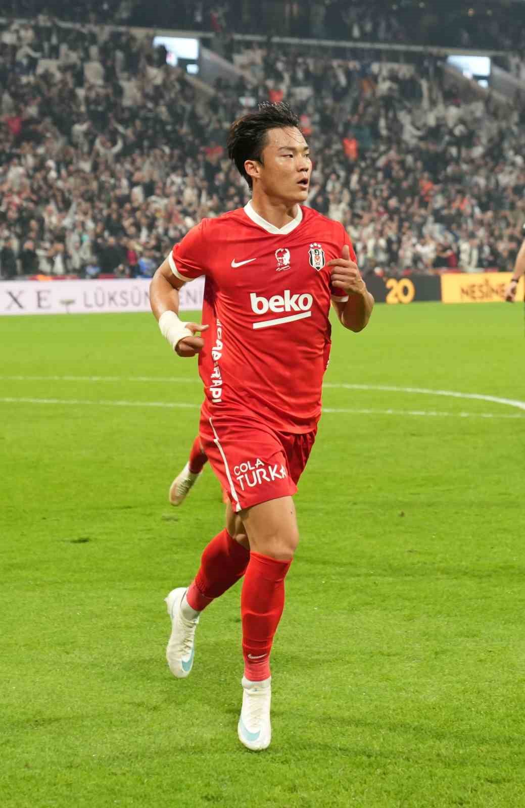 HYEON-GYU OH, SÜPER LİG’DE İLK GOLÜNÜ BAŞAKŞEHİR’E ATTI