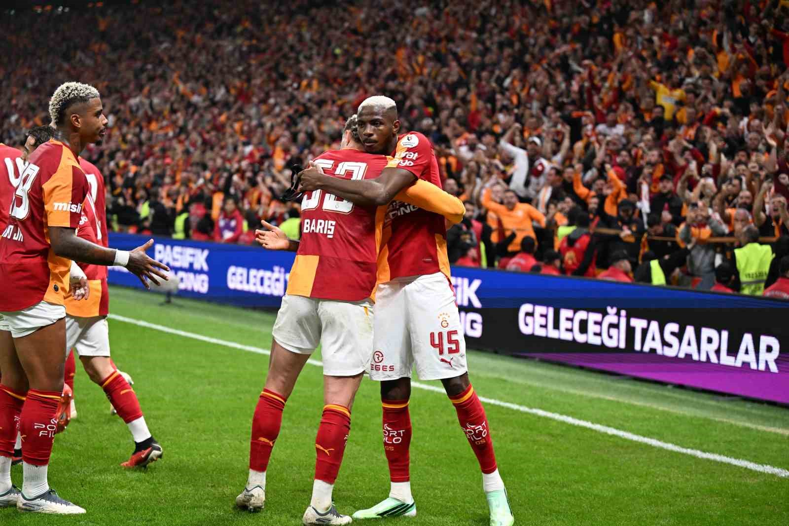 GALATASARAY’DAN LİGDE ÜST ÜSTE 3. GALİBİYET