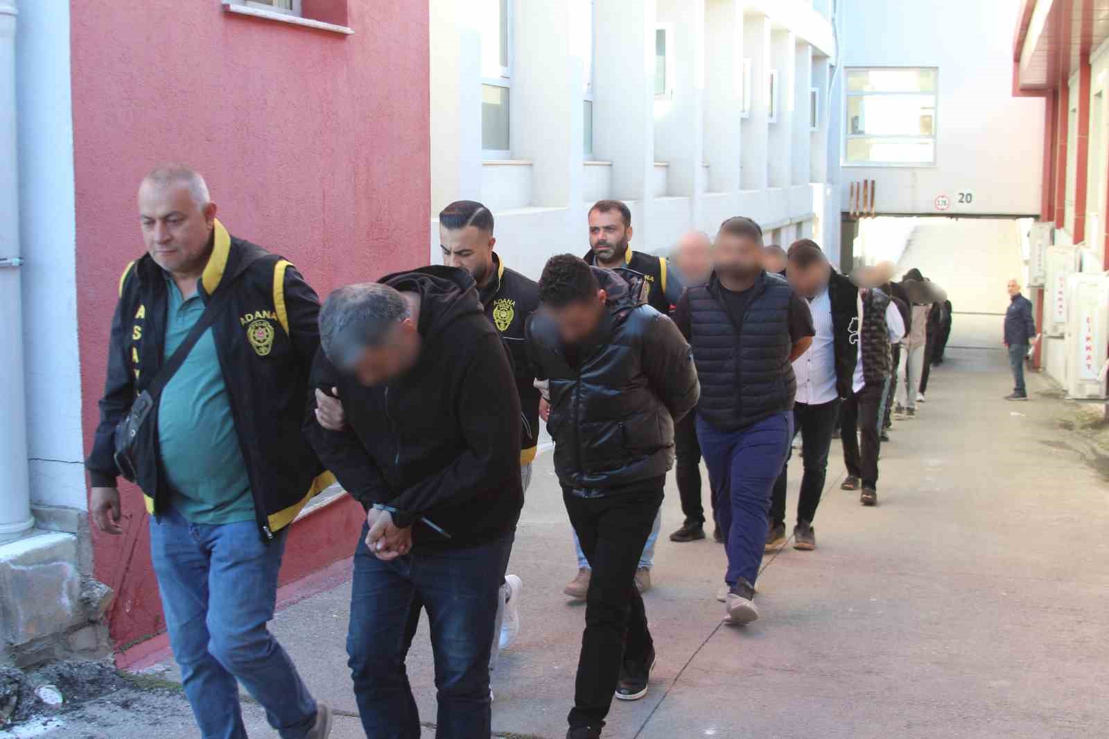 KİRALIK SÜRÜCÜLERLE KURGU KAZA: 25 MİLYON TL’LİK SİGORTA VURGUNU