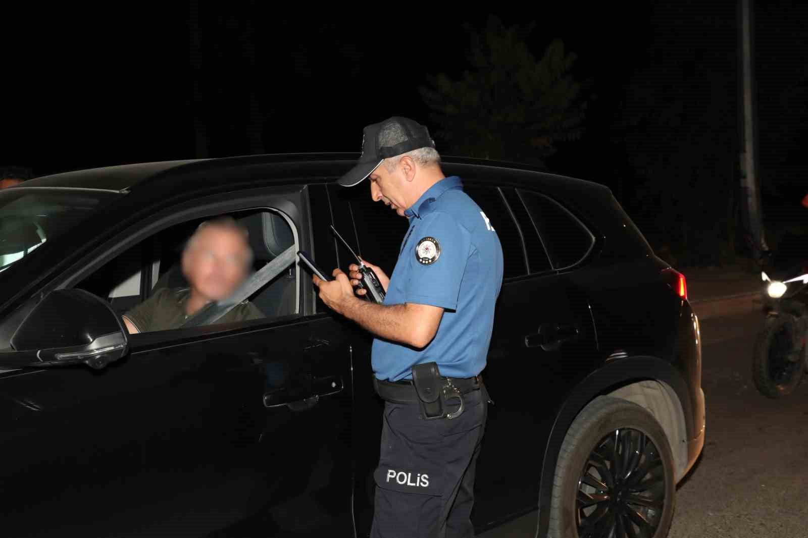 ANTALYA’DA BİR HAFTADA BİN 774 KİŞİ YAKALANDI, 179’U TUTUKLANDI