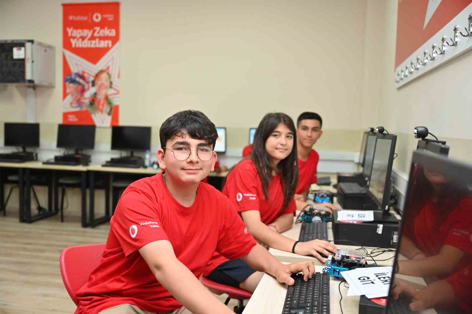 YAPAY ZEKÂ ÇAĞINDA DİJİTAL REFAH İÇİN GENÇ FİKİRLER AI STARTUP STUDİO’DA BULUŞUYOR