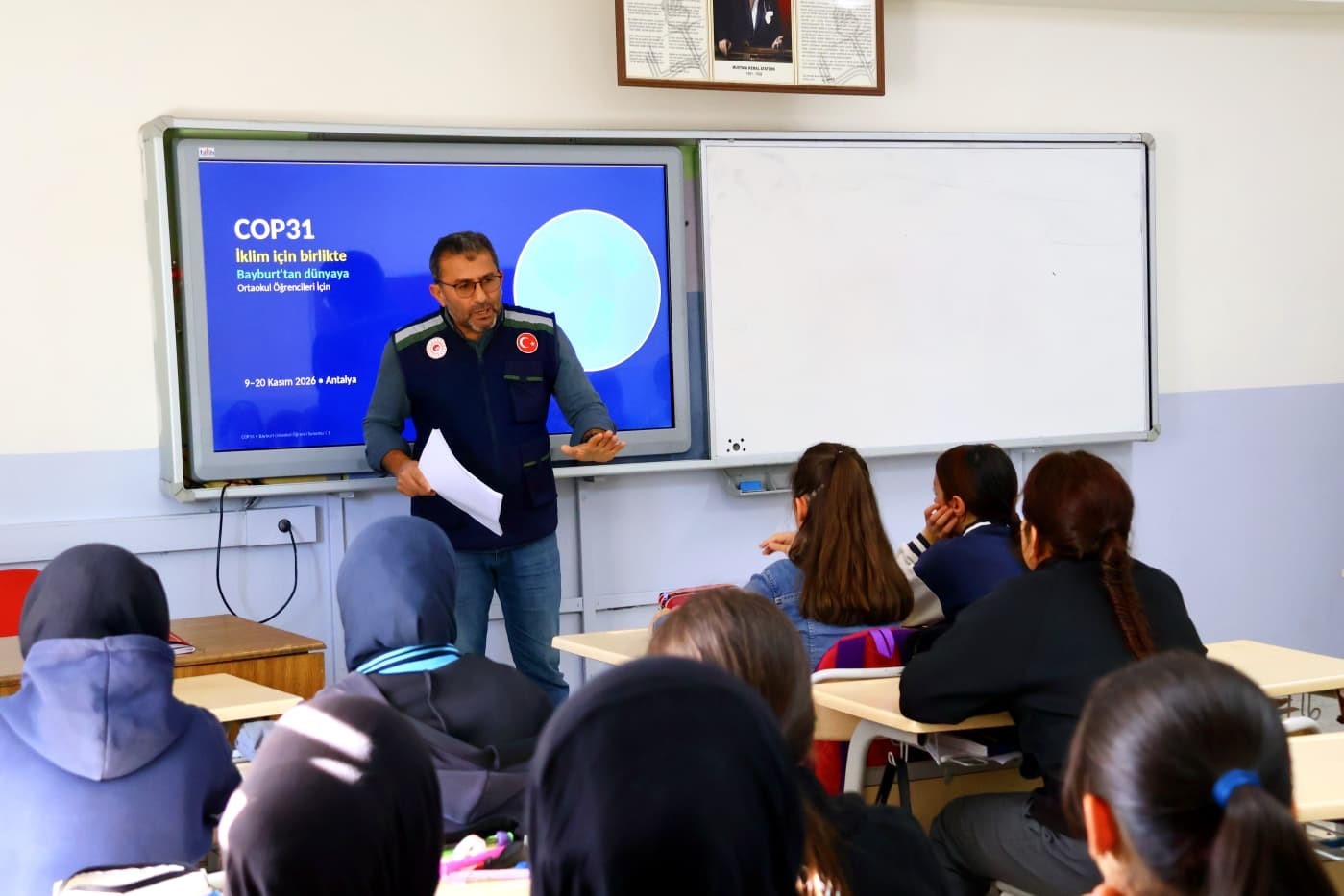 BAYBURT’UN İLÇELERİNDE İKLİM DEĞİŞİKLİĞİ EĞİTİMLERİ SÜRÜYOR