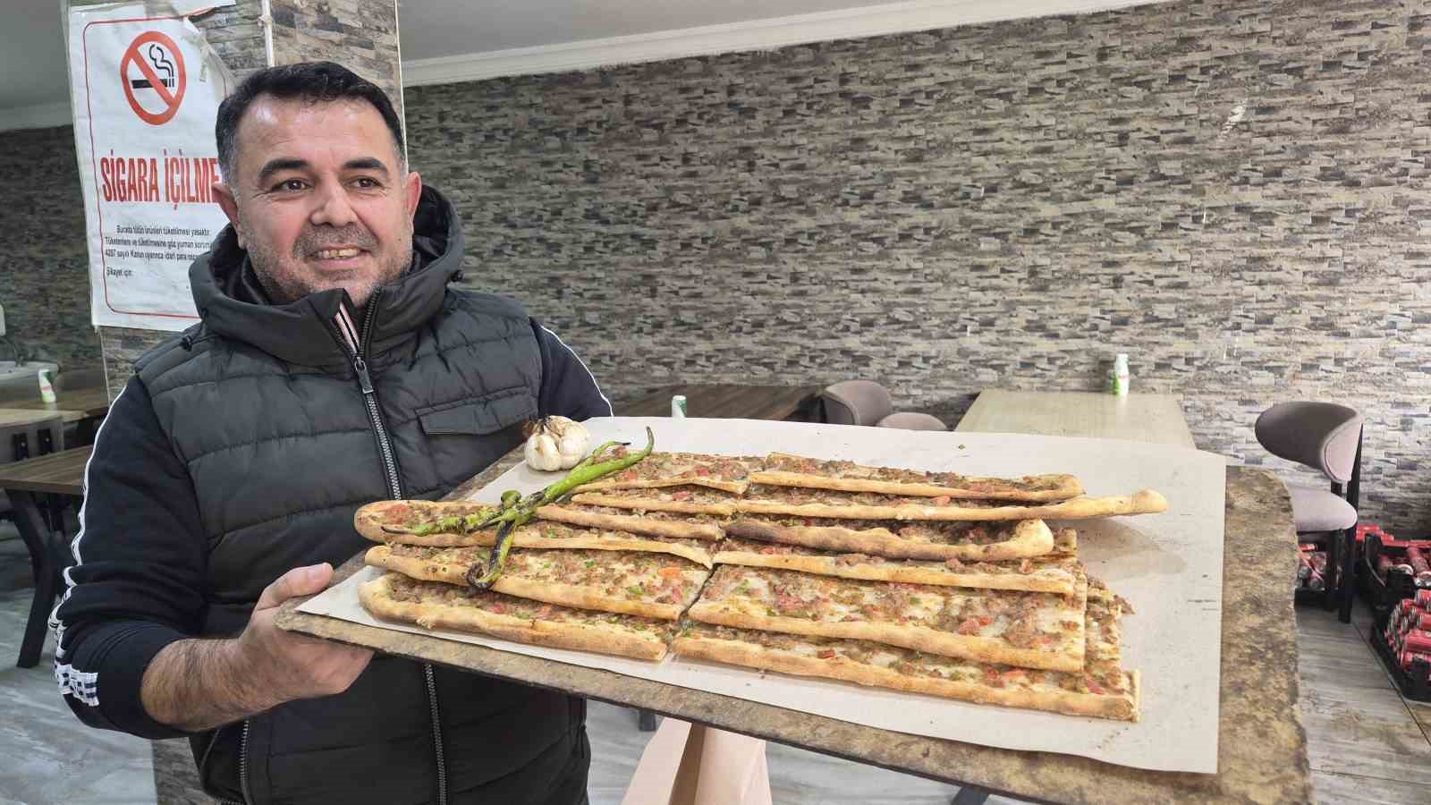İÇ ANADOLU’NUN TESCİLLİ LEZZETLERİNDEN YERKÖY PİDESİ KONYA’NIN ETLİ EKMEĞİNE RAKİP OLDU
