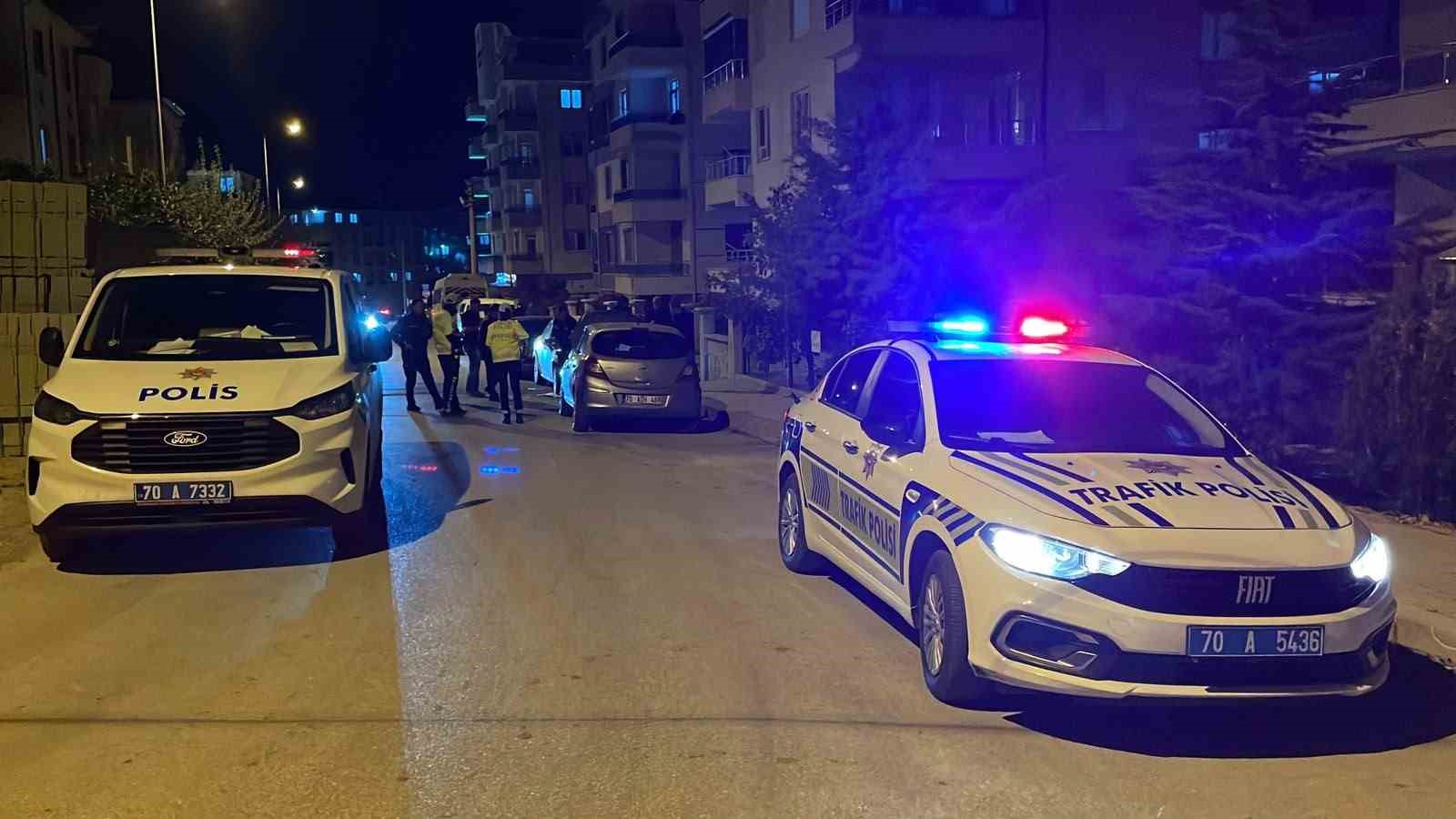KARAMAN’DA OTOMOBİL PARK HALİNDEKİ ARACA ÇARPTI: 1 YARALI