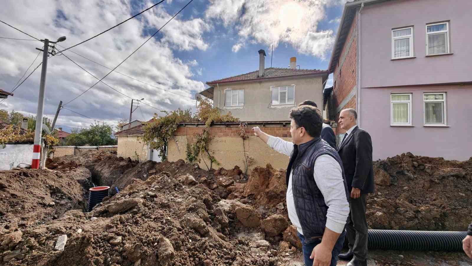 HİSARCIK KAYMAKAMI ATAM’DAN ALINÖREN KÖYÜ’NDE ALTYAPI İNCELEMESİ