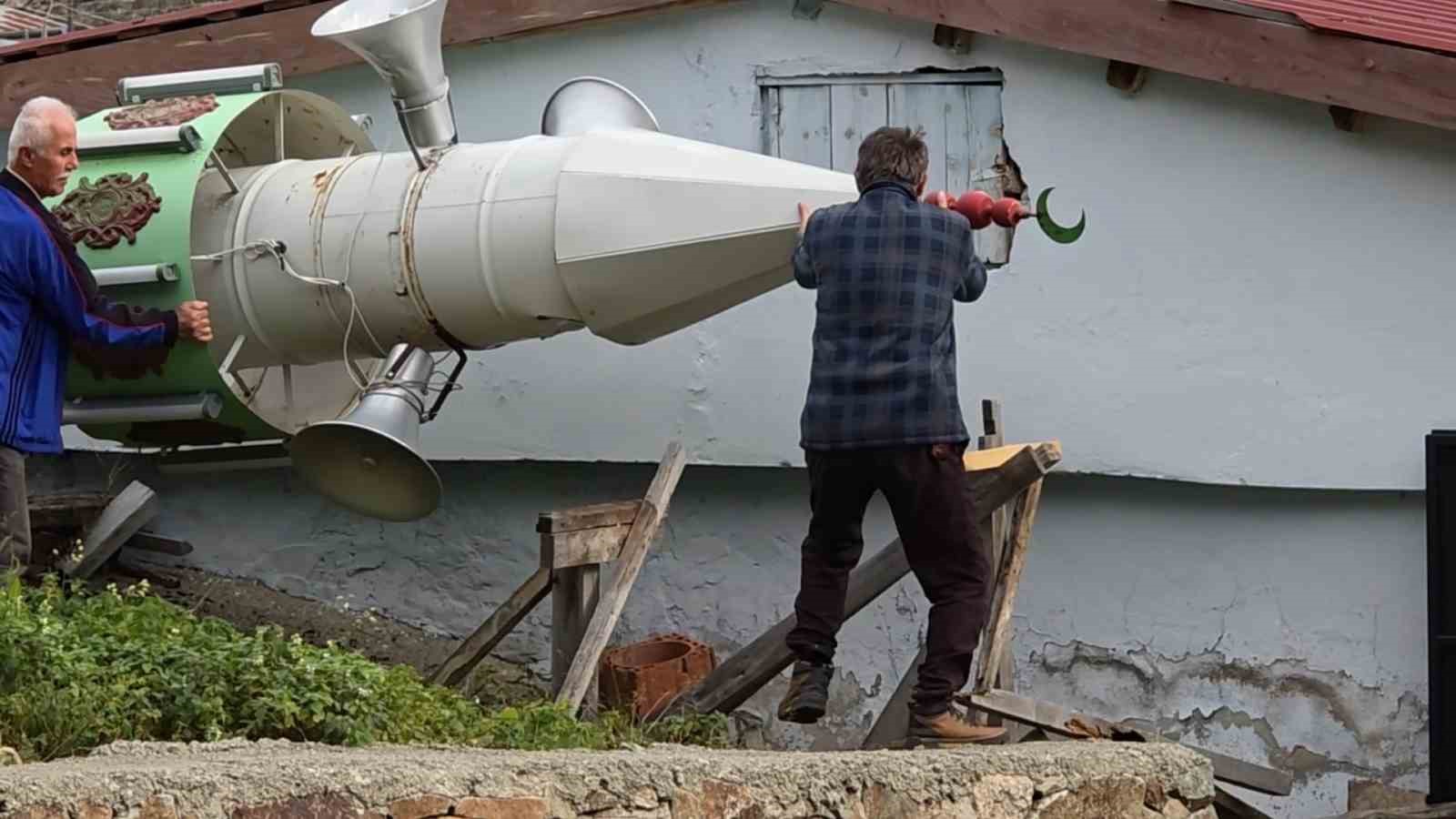 YAYLA MİNARESİ KIŞ UYKUSUNA YATIRILDI