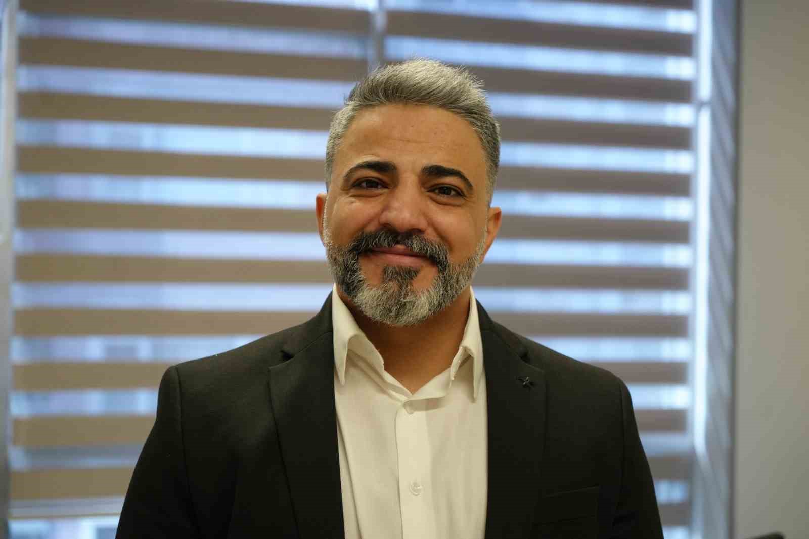 PSİKİYATRİ UZMANI AÇIKLADI: "FENERBAHÇE TARAFTARINDAKİ ŞAMPİYONLUK BEKLENTİSİ ’KRONİK STRESE’ DÖNÜŞTÜ"