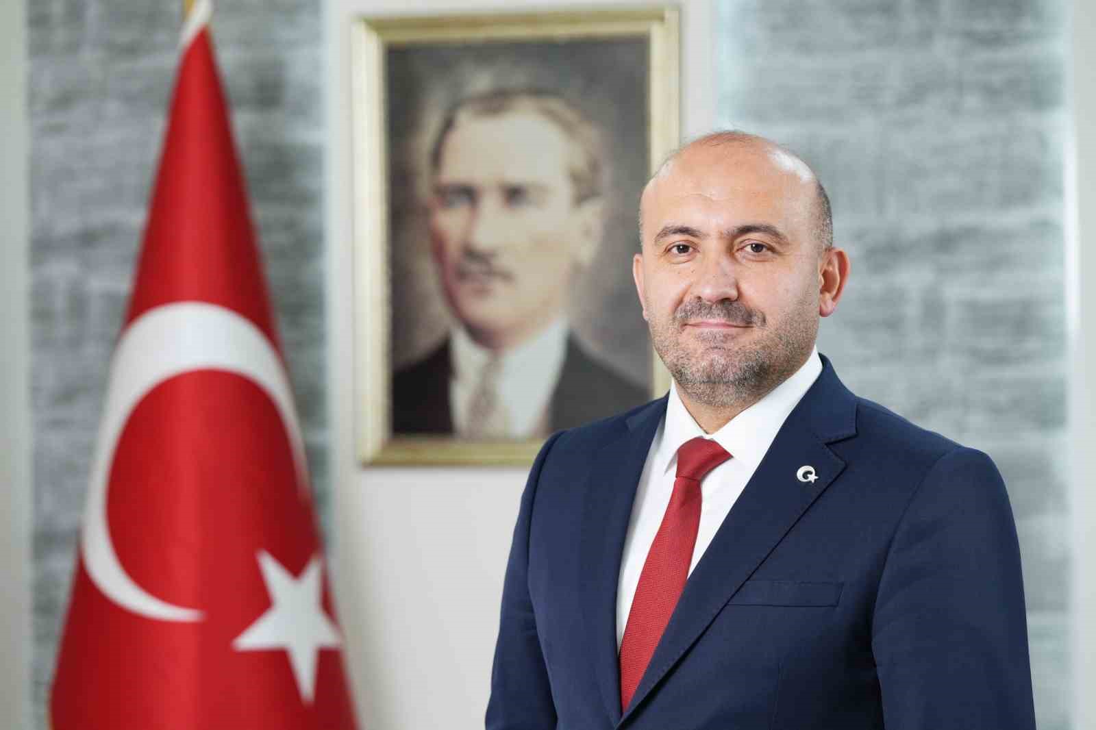BAŞKAN ALBAYRAK, "CUMHURİYETİN 103. YIL DÖNÜMÜNE ULAŞMANIN HAKLI GURURUNU VE BÜYÜK COŞKUSUNU YAŞIYORUZ"