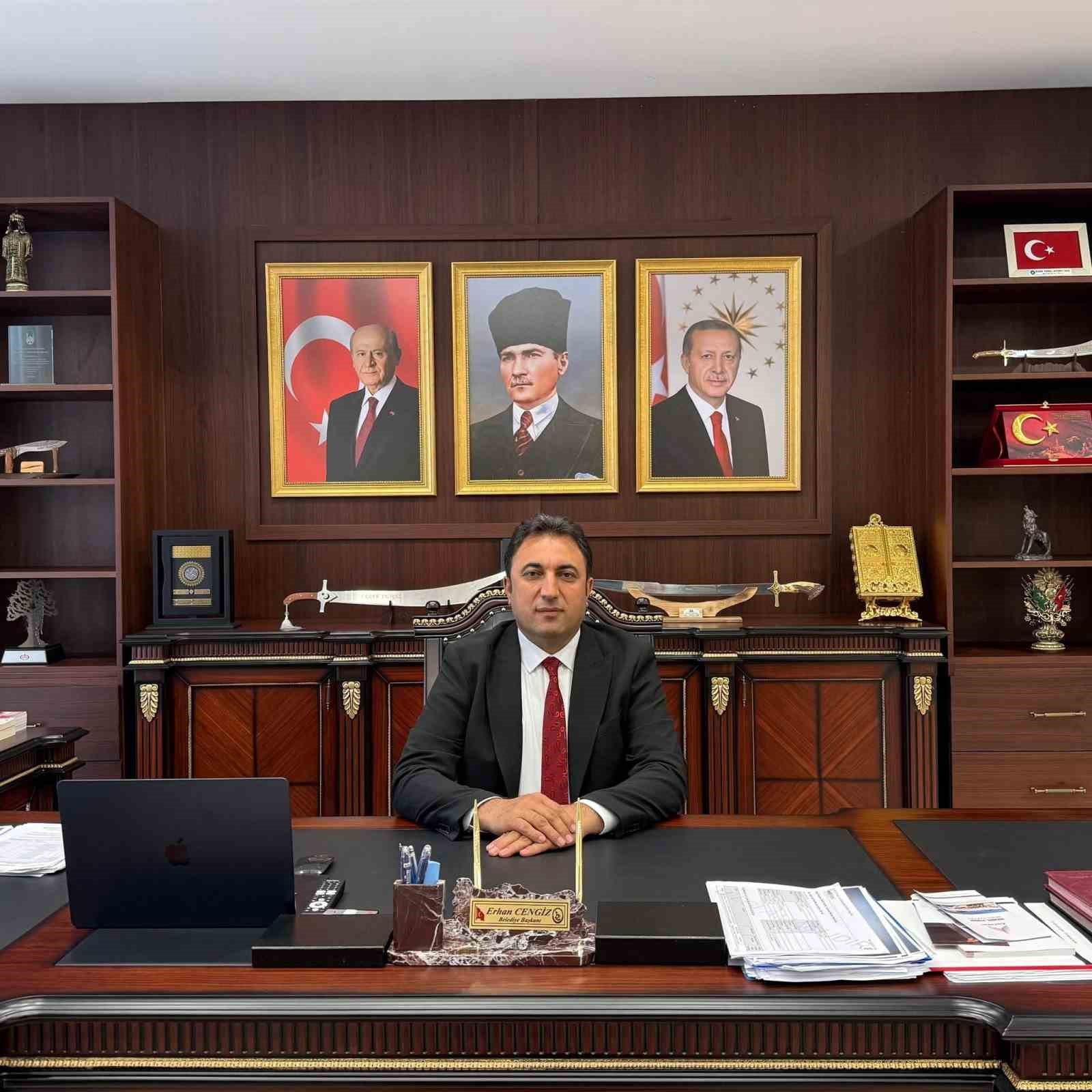 KULUNCAK BELEDİYE BAŞKANI CENGİZ’DEN CUMHURİYET BAYRAMI MESAJI