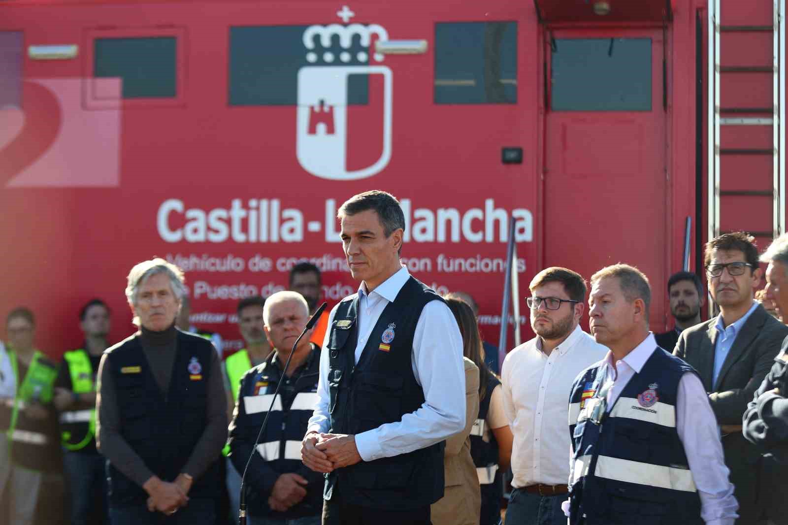 İSPANYA’DAKİ HIZLI TREN FACİASINDA CAN KAYBI 68’E YÜKSELDİ