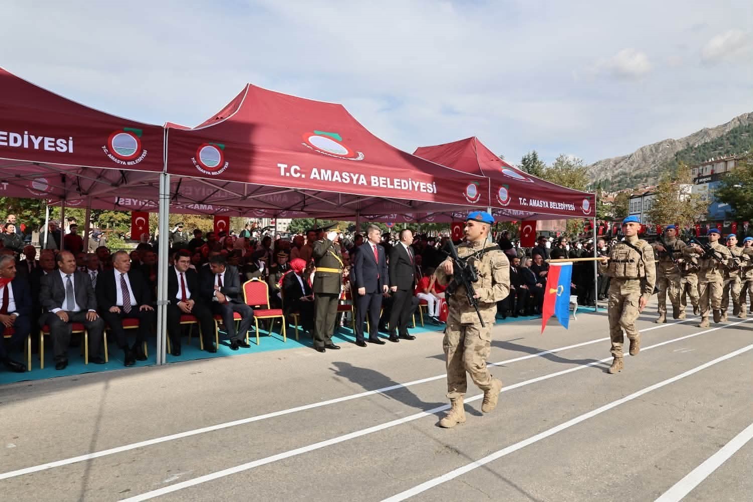 AMASYA’DA 29 EKİM CUMHURİYET BAYRAMI COŞKUYLA KUTLANDI