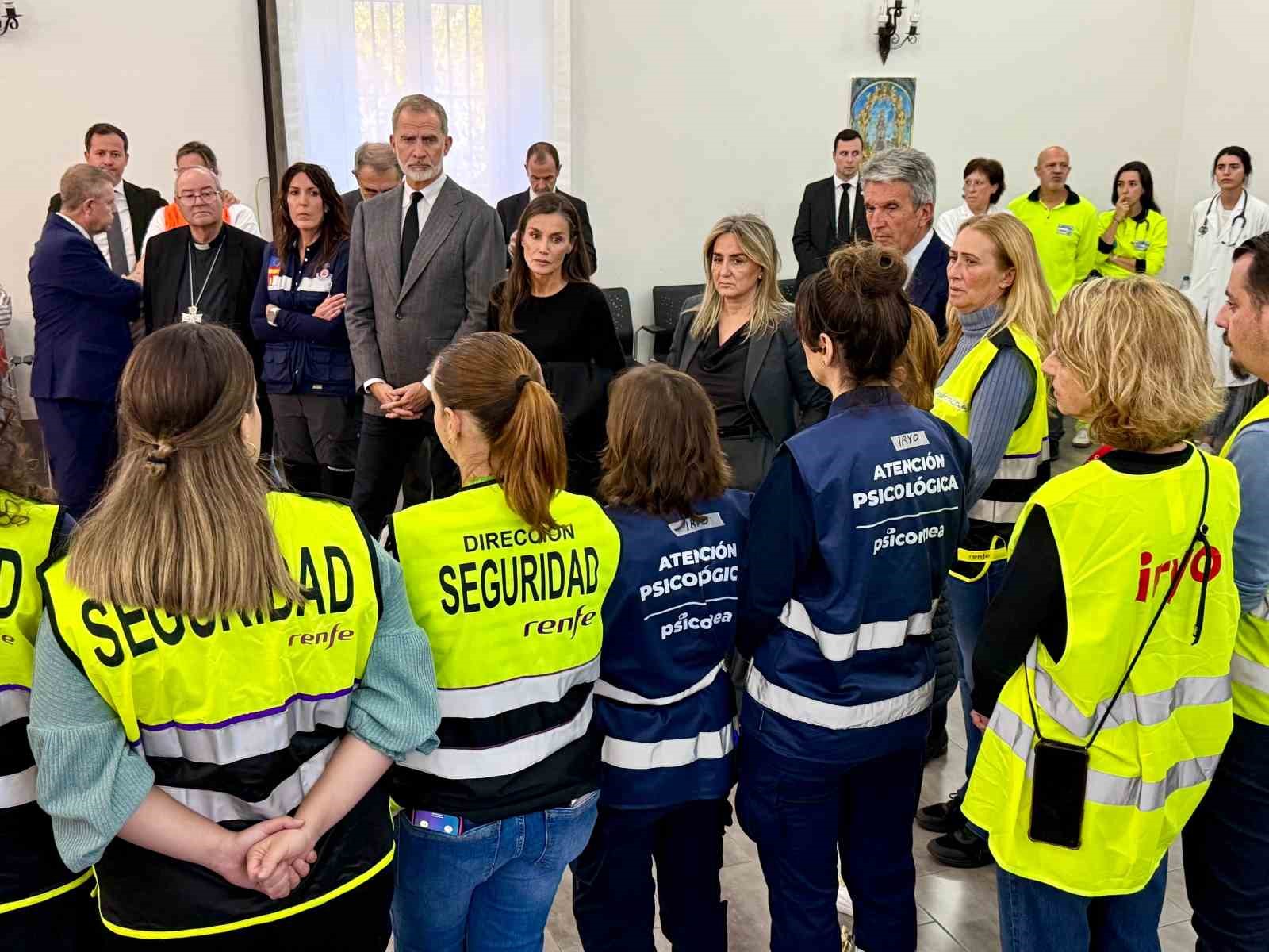 İSPANYA’DAKİ TREN KAZASINDA CAN KAYBI 74’E YÜKSELDİ