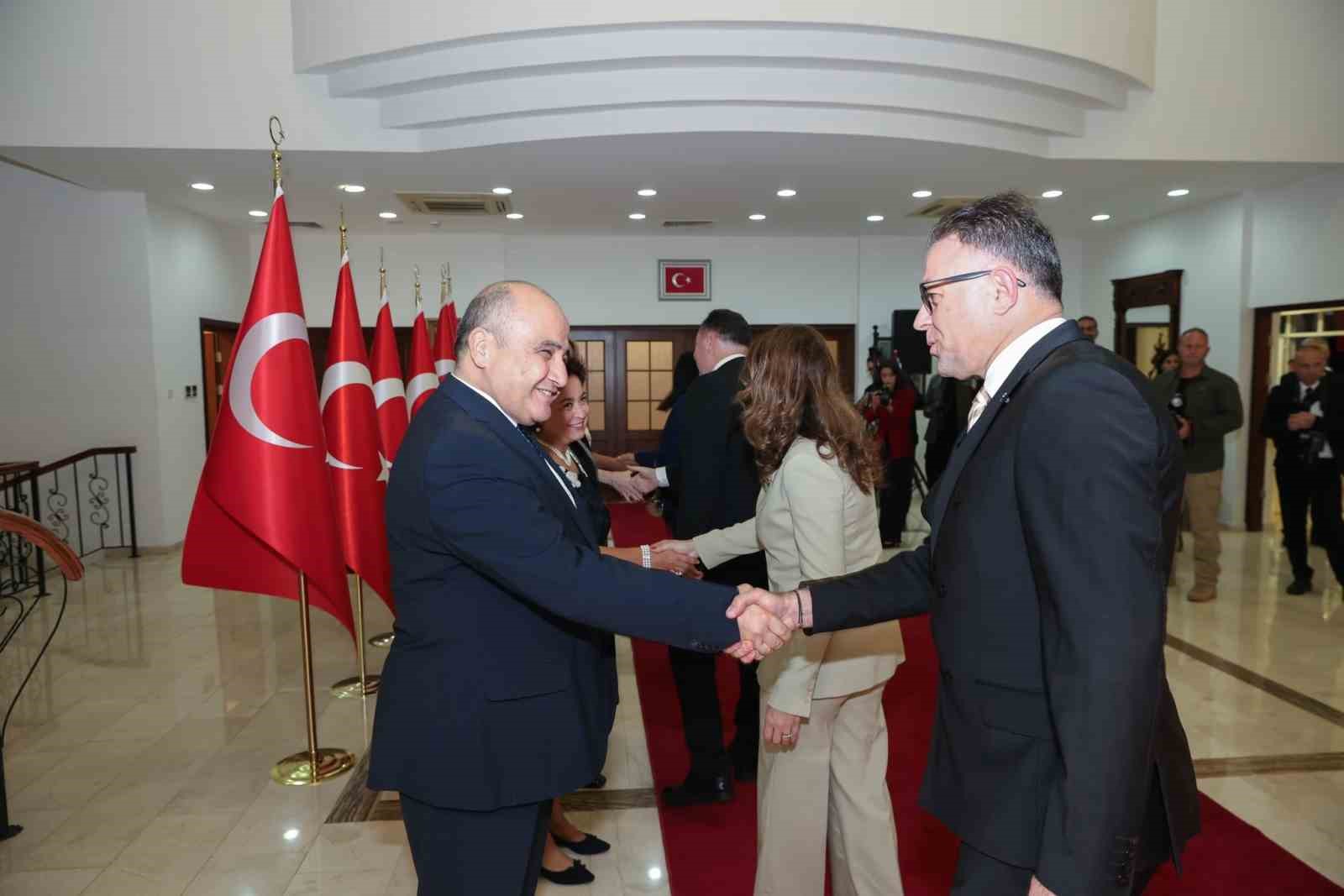 KKTC’DE 29 EKİM CUMHURİYET BAYRAMI COŞKUYLA KUTLANDI