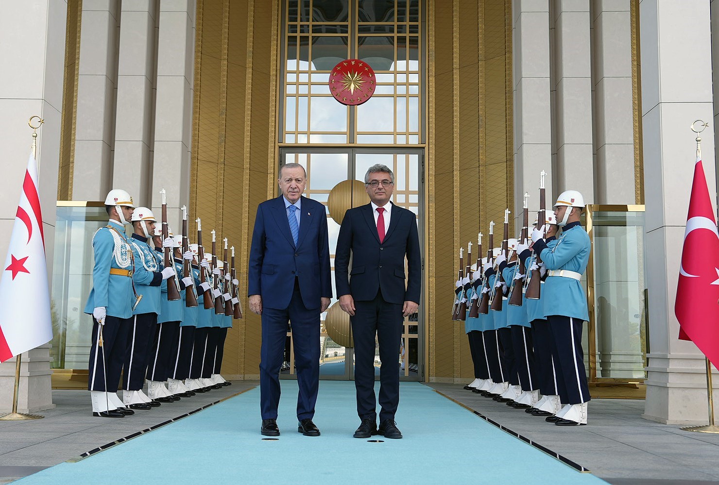 CUMHURBAŞKANI ERDOĞAN, KKTC CUMHURBAŞKANI ERHÜRMAN İLE BİR ARAYA GELDİ