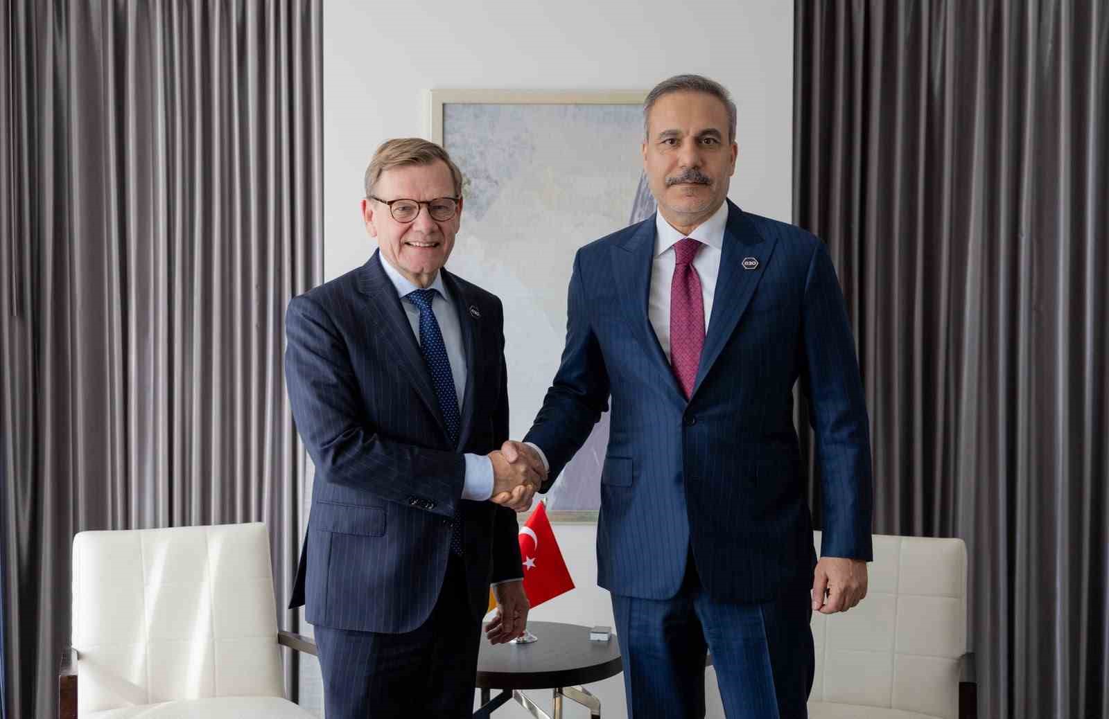 BAKAN FİDAN, ALMAN MEVKİDAŞI WADEPHUL İLE GÖRÜŞTÜ