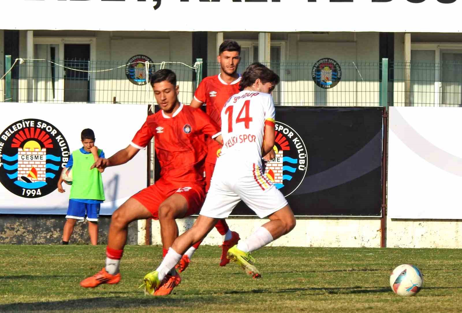 ÇEŞME BELEDİYESPOR EVİNDE YELKİSPOR’A 1-0 MAĞLUP OLDU
