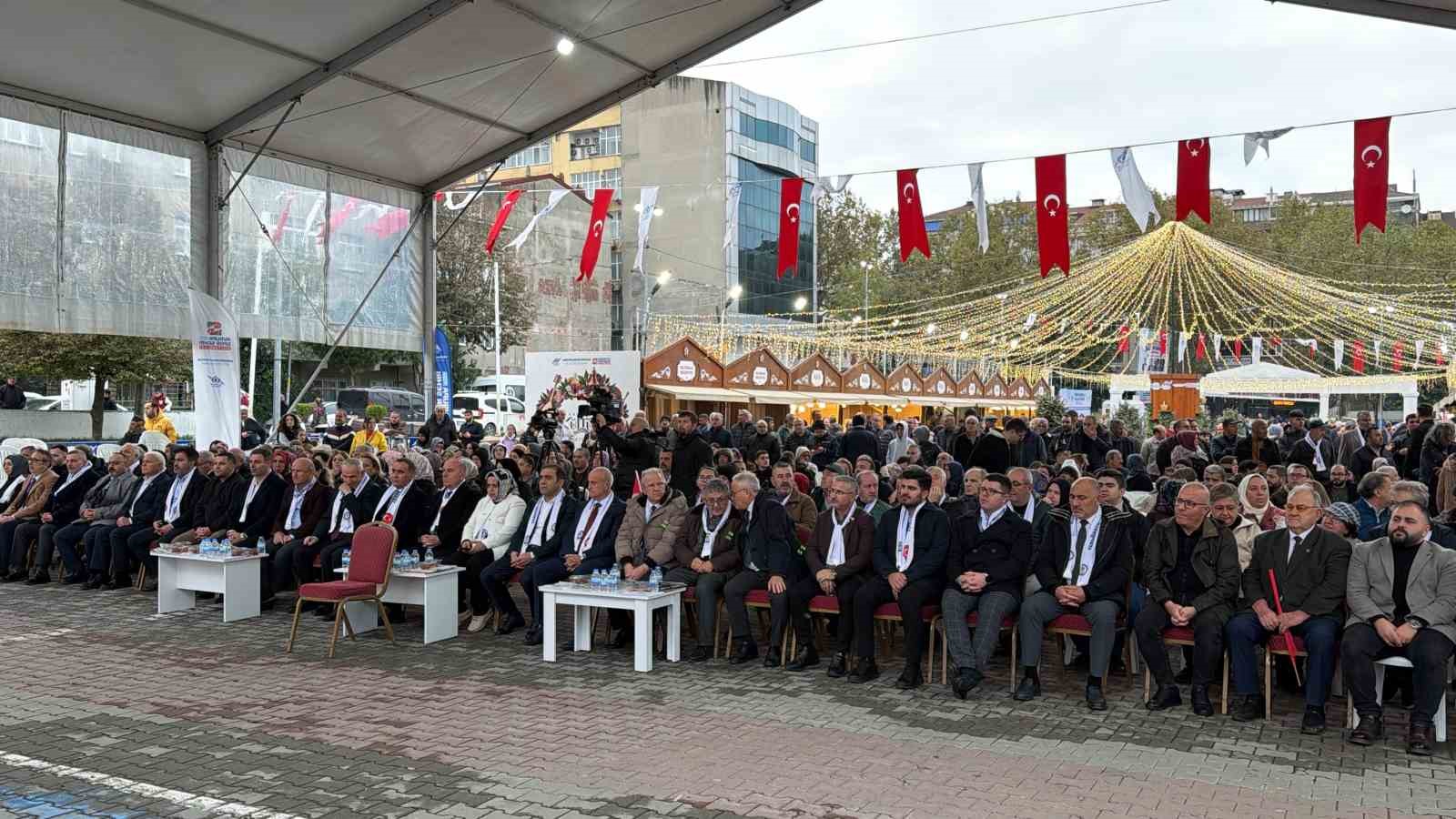 SULTANGAZİ’DE TRAKYA, RUMELİ VE BALKAN RÜZGARI ESTİ
