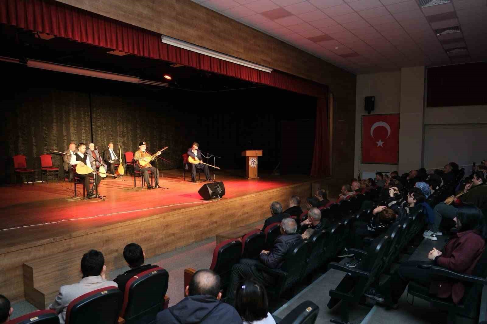 HALK OZANLARI ERZİNCAN’DA AŞIKLAR GECESİ’NDE BULUŞTU
